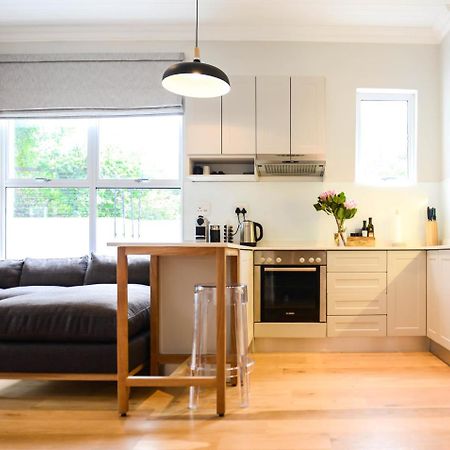 Collection Luxury Accommodation 7 On Murray Unit 1 สเตลเลนบอช ภายนอก รูปภาพ