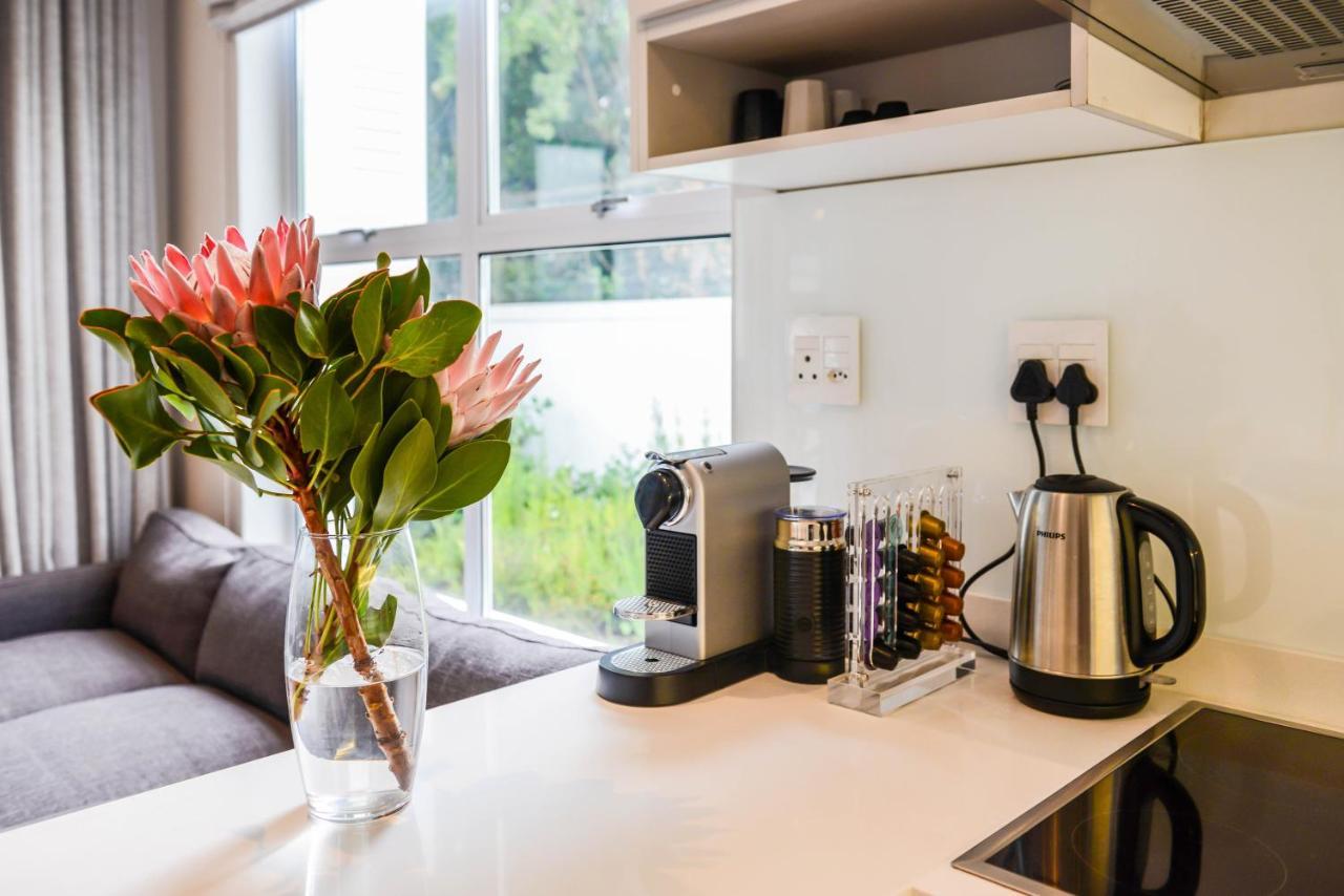 Collection Luxury Accommodation 7 On Murray Unit 1 สเตลเลนบอช ภายนอก รูปภาพ